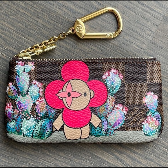 Follow me on IG @lvoechic - Picture 6 of 16